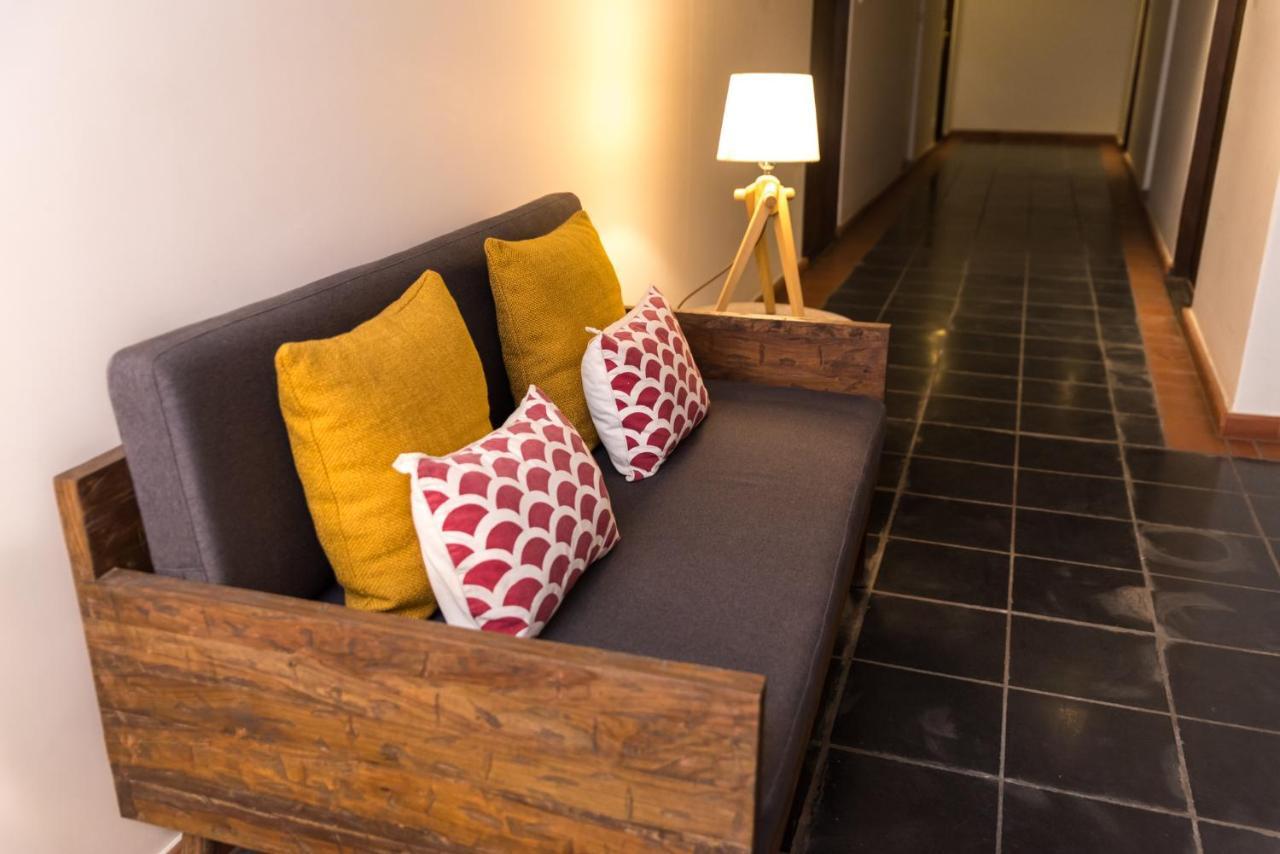 Hotel Roadhouse, Thamel, Kathmandu- Contemporary Boutique Bagian luar foto