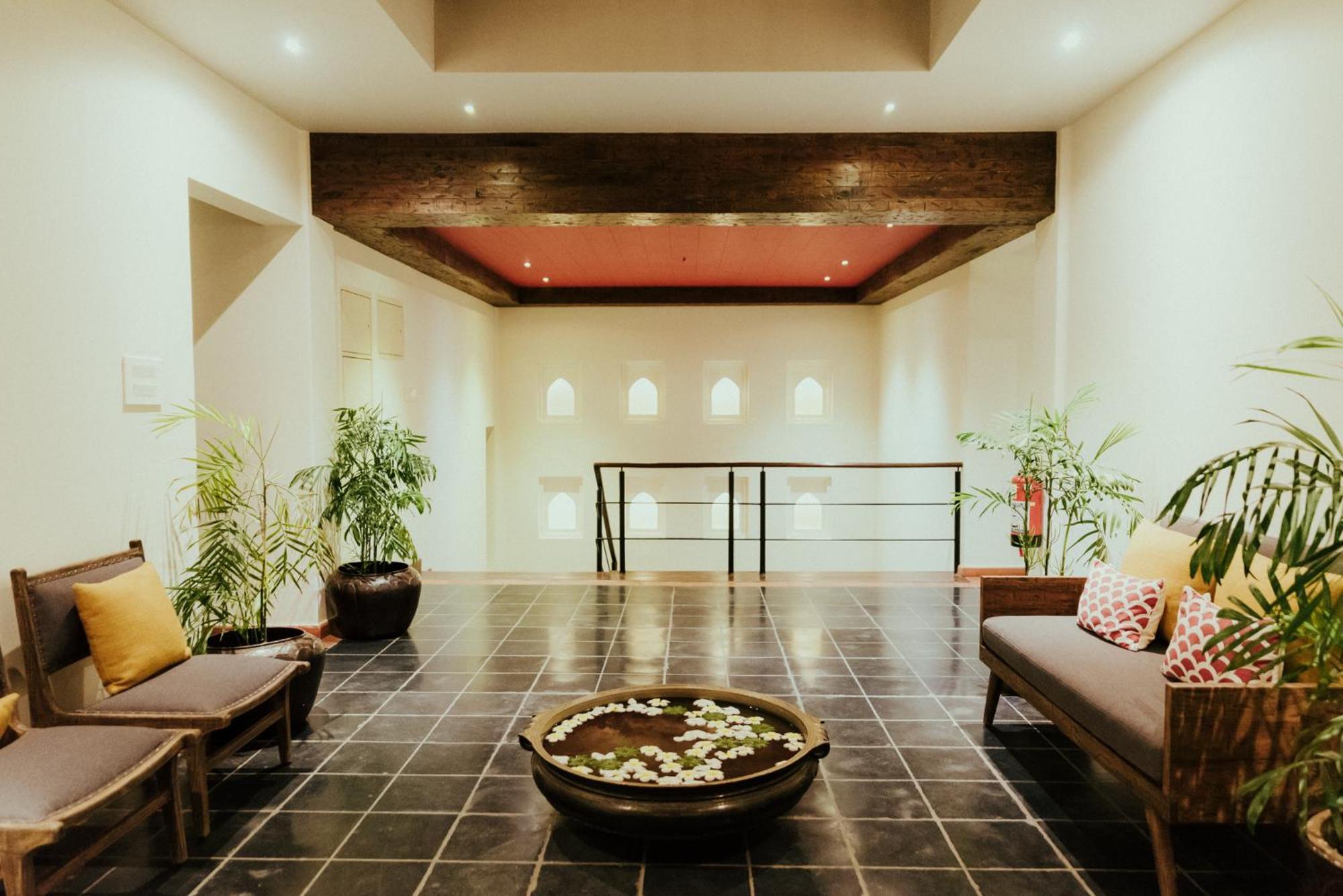 Hotel Roadhouse, Thamel, Kathmandu- Contemporary Boutique Bagian luar foto