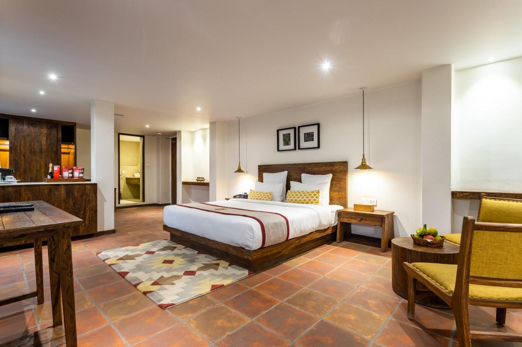 Hotel Roadhouse, Thamel, Kathmandu- Contemporary Boutique Bagian luar foto