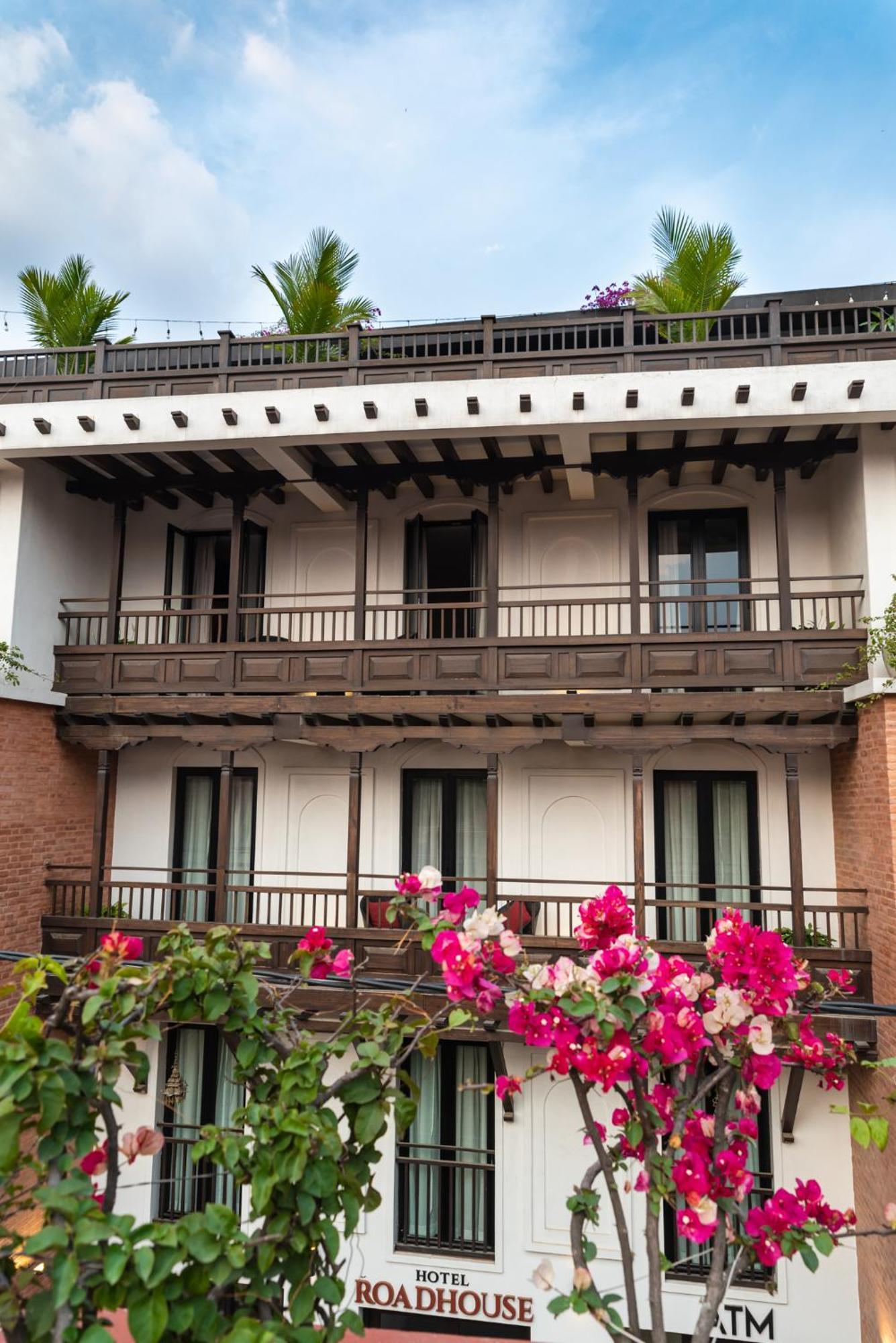 Hotel Roadhouse, Thamel, Kathmandu- Contemporary Boutique Bagian luar foto