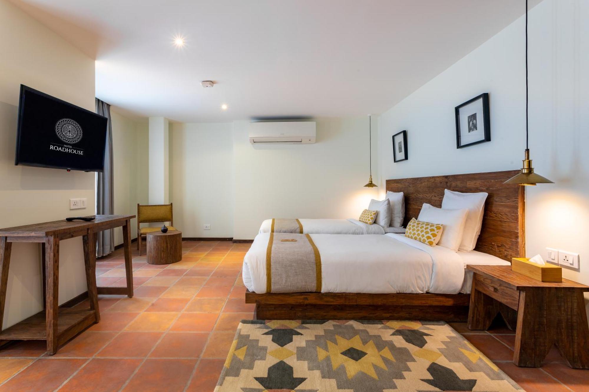 Hotel Roadhouse, Thamel, Kathmandu- Contemporary Boutique Bagian luar foto